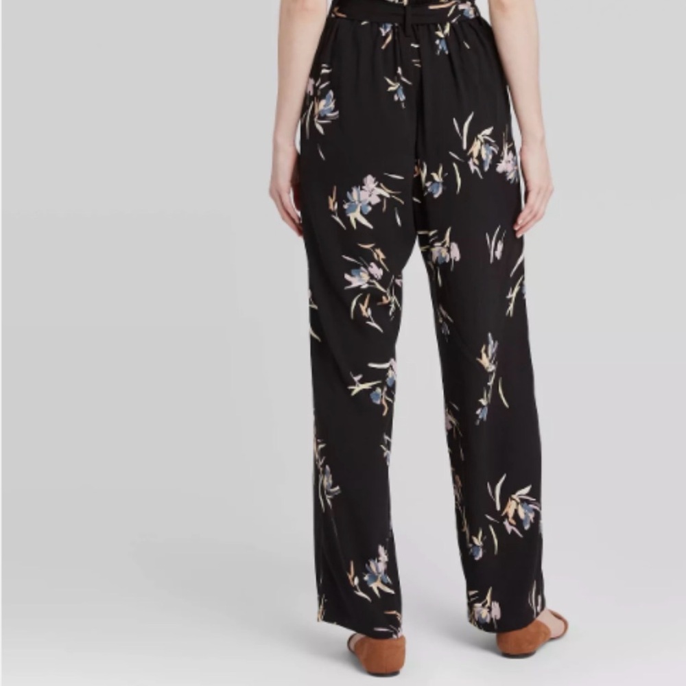 A New Day Floral Paperbag Pants, size S - Picture 2 of 5